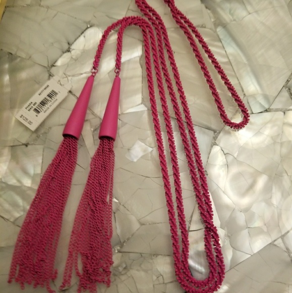 NWT Kendra Scott Matte Magenta Phara Necklace - Picture 1 of 4